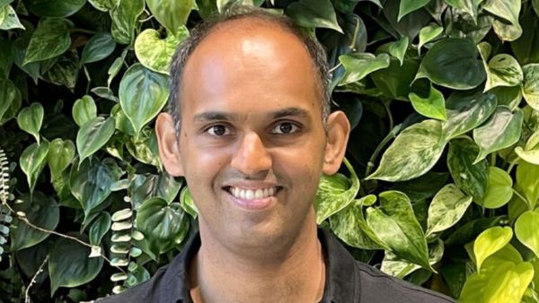 GArvesh RAskutti headshot